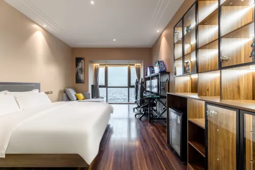 Surfing Yunyue Electrical Sports Apartment (Tianjin Tiantuo Subway Station Branch)