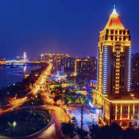 Baolong International Hotel