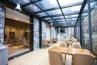 Yunnan Snub-nosed Monkey National Park Specialist Court Hotels in Weixi