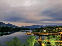 Xiang Jiangnan Hot Spring Resort - Mountain view