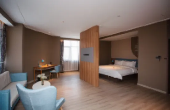 Homeinn · neo (Jiaxiang Wuzhou Xiangcheng) - Parkering
