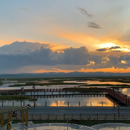 Hequ View Hotel