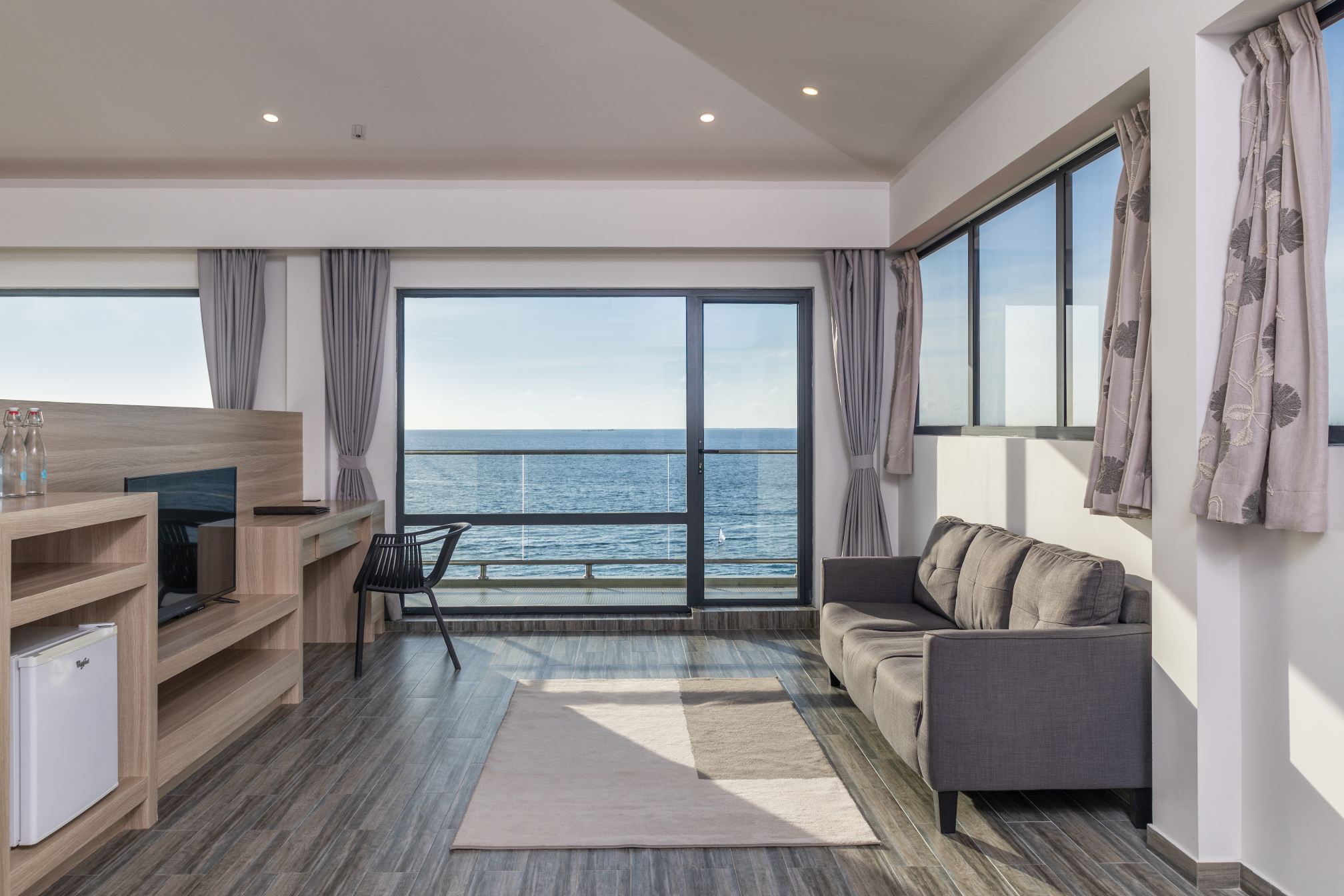 Kaani Grand Seaview