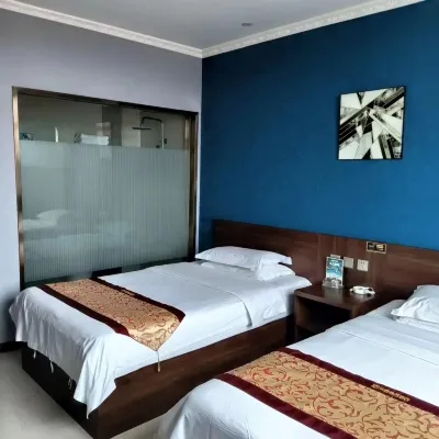 Wenxi Dongzhen Huating Business Hotel