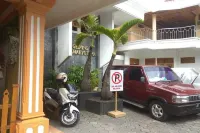 Hotel Bima - Bãi đậu xe