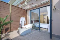 MELODY OF SEA HOTEL - balcony