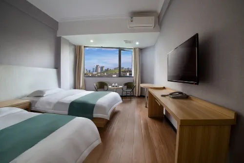 Shell Hotel (Wuzhou Wangcheng Plaza Sun Plaza)