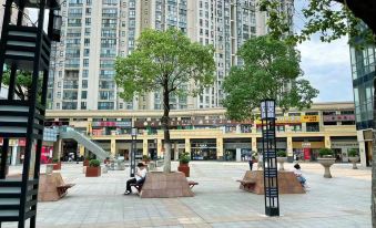 Milai Holiday Hotel (Wuhan Huangpi Plaza)