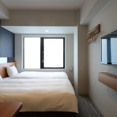 Hotel Glad One Kyoto Shichijo by M's Отели рядом с достопримечательностью «Станция метро Gojo»