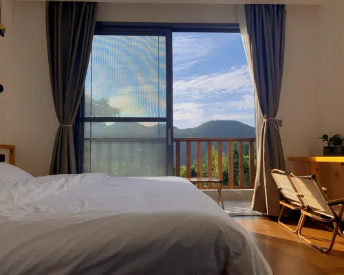 Nor. Hustle&Bustle B&B Hotels near Jinfuo Mountain