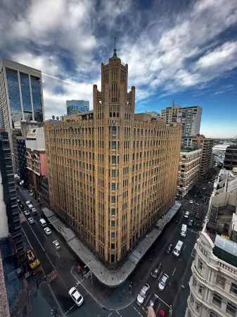 The Grace Hotel Отели рядом с достопримечательностью «Cliftons Sydney»