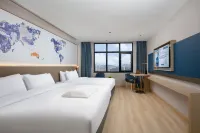 Kyriad Hotel (Cangzhou Longnan Jinshui Avenue) Hotel dekat Pedestrian Street (South Entrance & Exit)