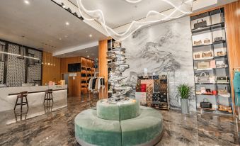 Kangqiao Oasis Hotel