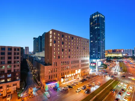 Yitel (Shenyang Hunnan Olympic Sports Center) Отели рядом с достопримечательностью «Shenyang Ligong University»