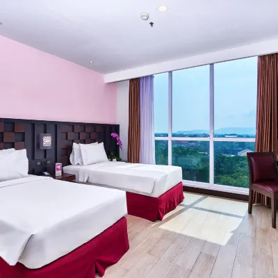 Grand Orchid Hotel Yogyakarta Hotel dekat Lapangan Golf Adisucipto