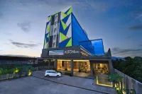 Aston Inn 塔西克馬拉雅 鄰近Teknik Informatika的酒店