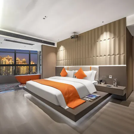 Huaxi Jinse Intelligent Cinema Hotel (Neijiang High-speed Railway North Station)