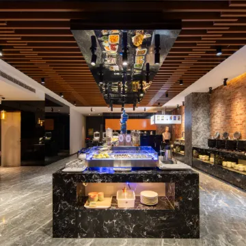 The GiorgioMorandi Hotels (Linyi People's Square Wanxianghui)