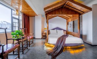 Mutan Hotel