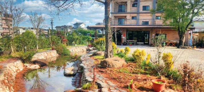 Houshan Baodian Guan zìzai Hotels in Илань