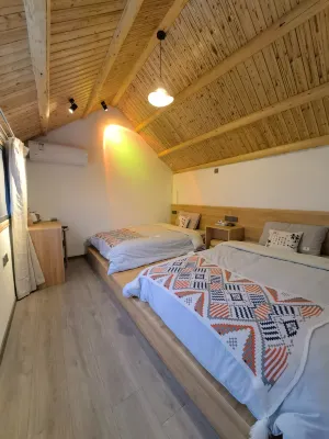 Lushan Yunsongju Chinese Inn