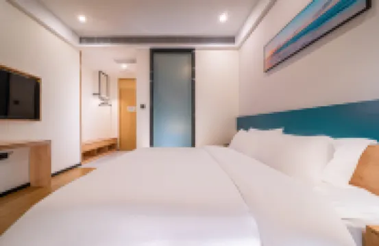 Boson Hotel (Nanning Railway Station No. 36 Middle Store)