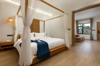 Tranquil Maple Residence Embracing Nature View Resort
