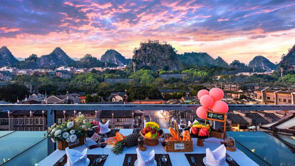 GangShe Rooftop View Hotel l (Guilin Two Rivers And Four Lakes Elephant Trunk Hill)