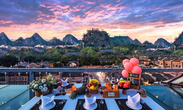 GangShe Rooftop View Hotel l (Guilin Two Rivers And Four Lakes Elephant Trunk Hill)