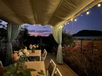 Three Cats Inn - Romantic