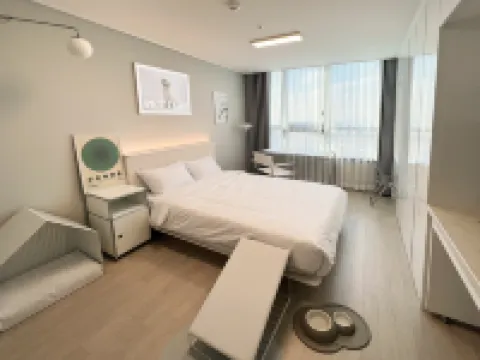 UH FLAT THE SONGDO Hotels near Memorial Hall for Incheon Landing Operation