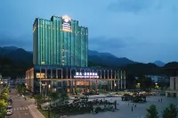 Longyuan Kimans Hotel (North Branch of Shanyang No. 3 Middle School, Shangluo)