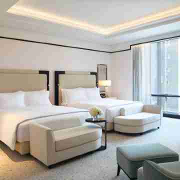 Waldorf Astoria Doha West Bay Rooms