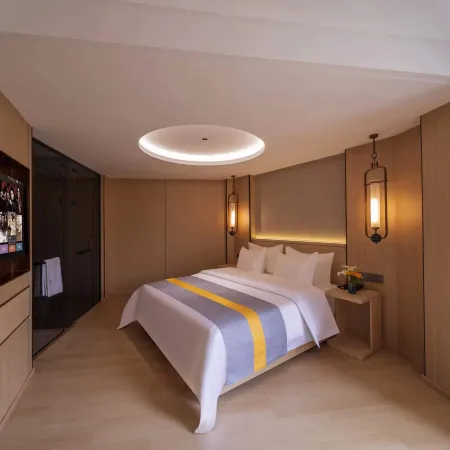Yichuan Shengyuan Business Hotel