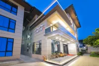 Longlinba Xiaoyinyuye Homestay Hotels near Fuyang Longlinba Sceneic Area