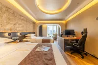FEEGEE E-SPORT HOTEL - Apartments