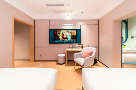 Family Wisdom Hotel