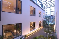 CRAPE MYRTLE COURTYARD Hotel a Pingshuiqiao Park