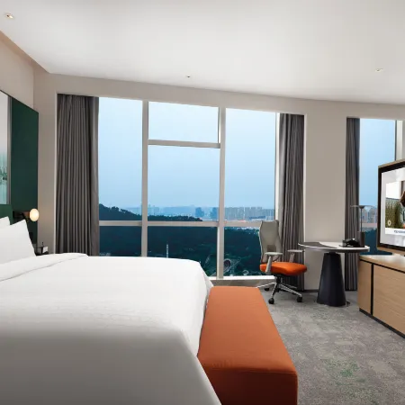 Hampton by Hilton Wuhan Jiangxia Отели рядом с достопримечательностью «Wuhan Institute of Engineering and Technology - Northwest Gate»