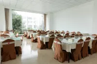 Chuxiong Shengjia Hotel - Airport Shuttle