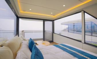 Banyuewan No. 6 Cliff Capsule Homestay