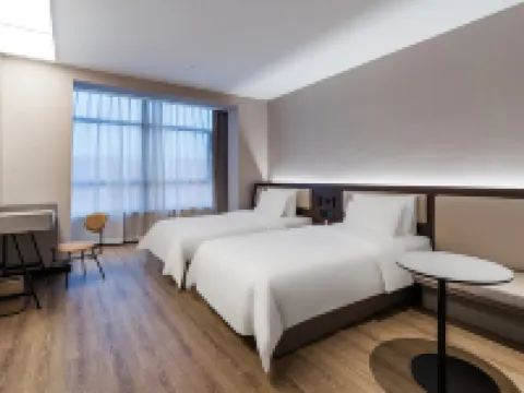 HanTing Hotel (Xinzhou Yuanping Jianshe Street) Hôtels à : Yuanping