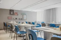 Homeinn · neo (Liuzhou Five Star Pedestrian Street)