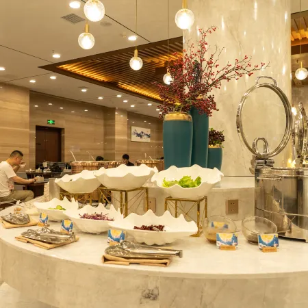 Zhaojun Express Hotel