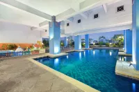 Lumire Hotel & Convention Centre - Gym
