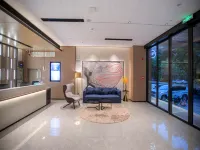 โรงแรมอีชาร์ม (รัฐบาลเทศบาลชิงหยวน ชิงเฉิงจ้าน) - ที่มีที่จอดรถ