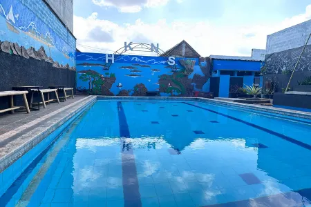 Hotel Kinasih Yogyakarta Отели рядом с достопримечательностью «Super Badut Jogja»