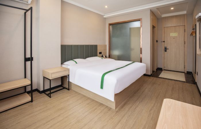 GreenTree Inn Anhui Wuhu Wuwei Chaowu Ximen Express Hotel