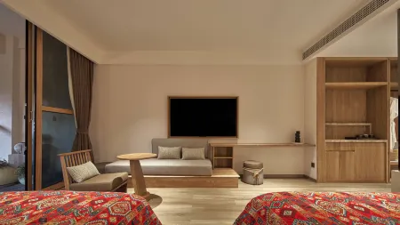 VipaXana·Abaila Отели рядом с достопримечательностью «The Old Bulang Ethnicity Village of Wenji»