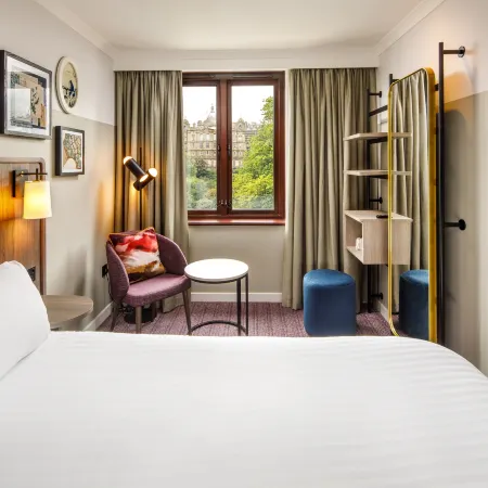 Mount Royal Hotel Edinburgh by The Unlimited Collection Отели рядом с достопримечательностью «Музей «Наша динамичная Земля»»